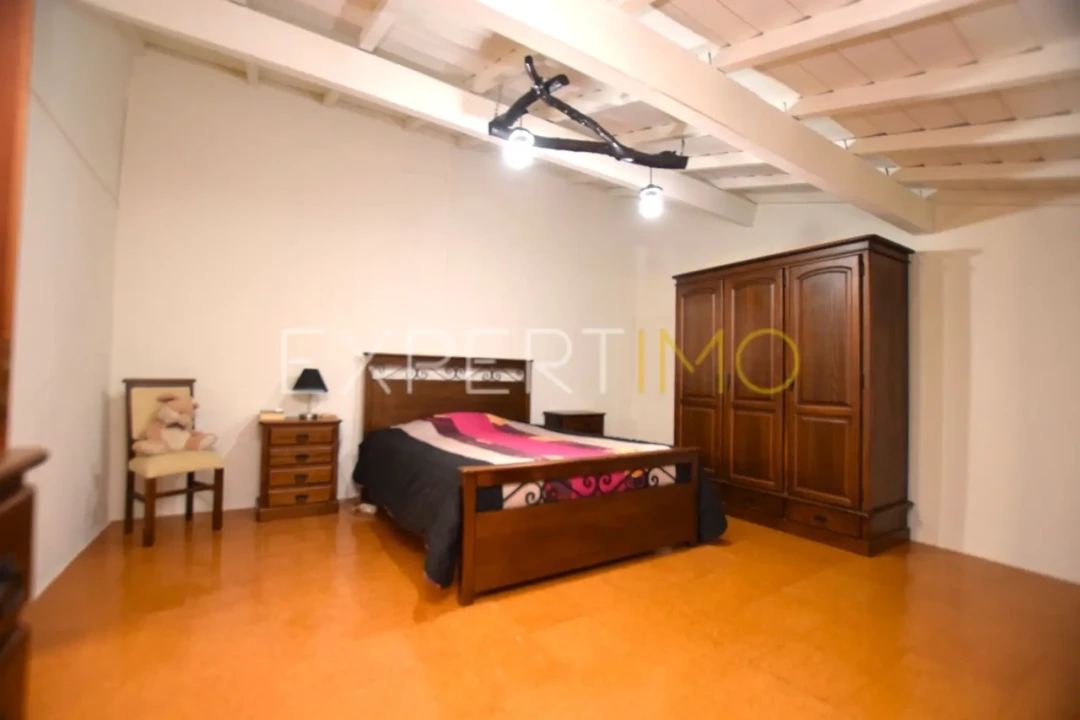 Quinta T4 para Venda em Selmes Foto 14