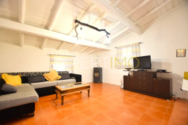 Quinta T4 para Venda em Selmes Foto 7