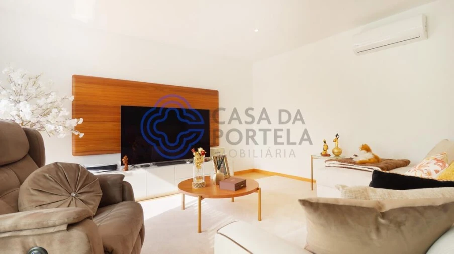 Apartamento T3 para Venda em Moreira Foto 3