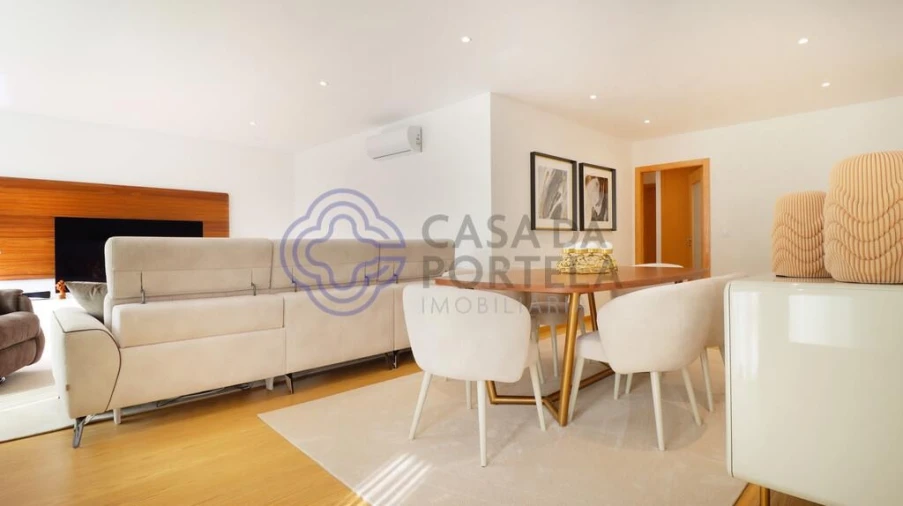 Apartamento T3 para Venda em Moreira Foto 4