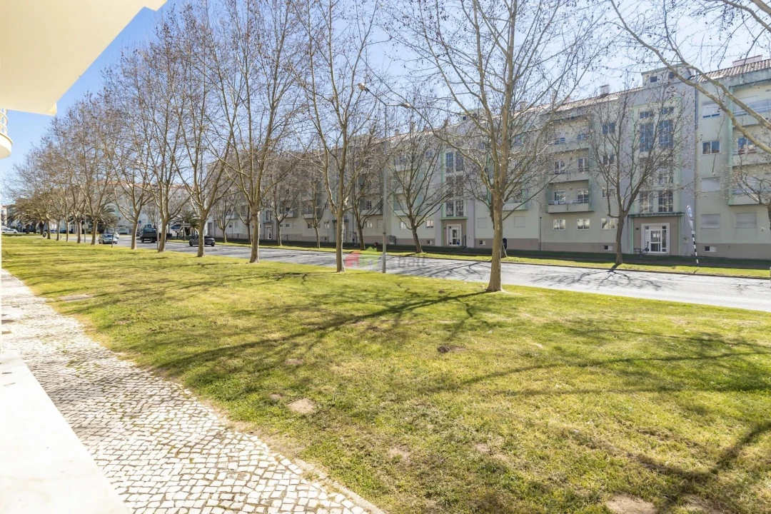 Apartamento T1 para Venda em Montijo e Afonsoeiro Foto 34