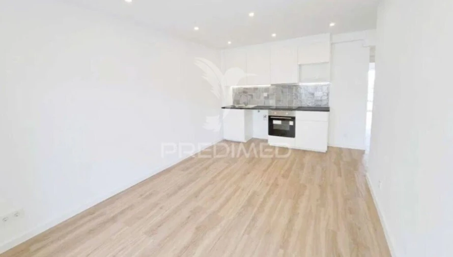 Apartamento T3 para Venda em Camarate, Unhos e Apelação Foto 2