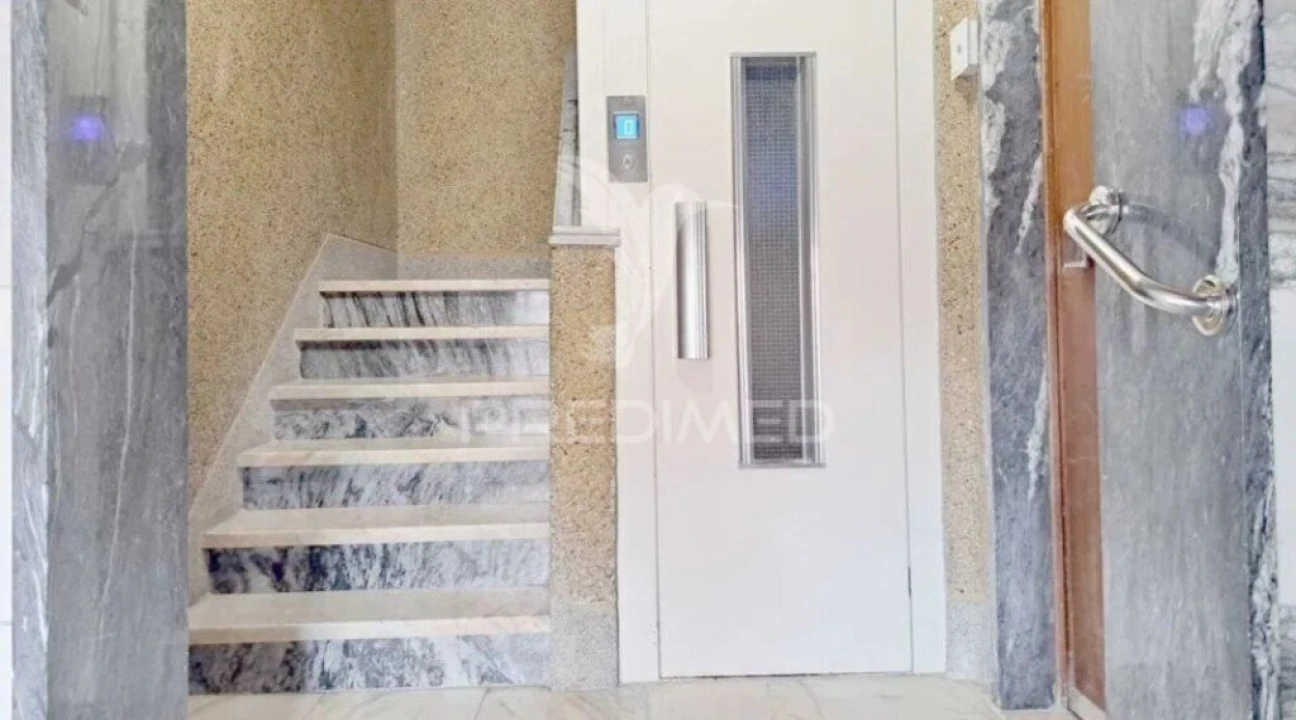 Apartamento T3 para Venda em Camarate, Unhos e Apelação Foto 14