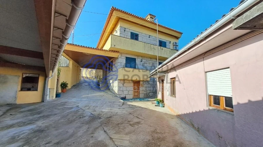 Moradia T4 para Venda em Gondomar (São Cosme), Valbom e Jovim