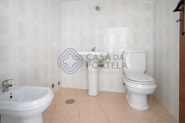 Moradia T4 para Venda em Gondomar (São Cosme), Valbom e Jovim Foto 34