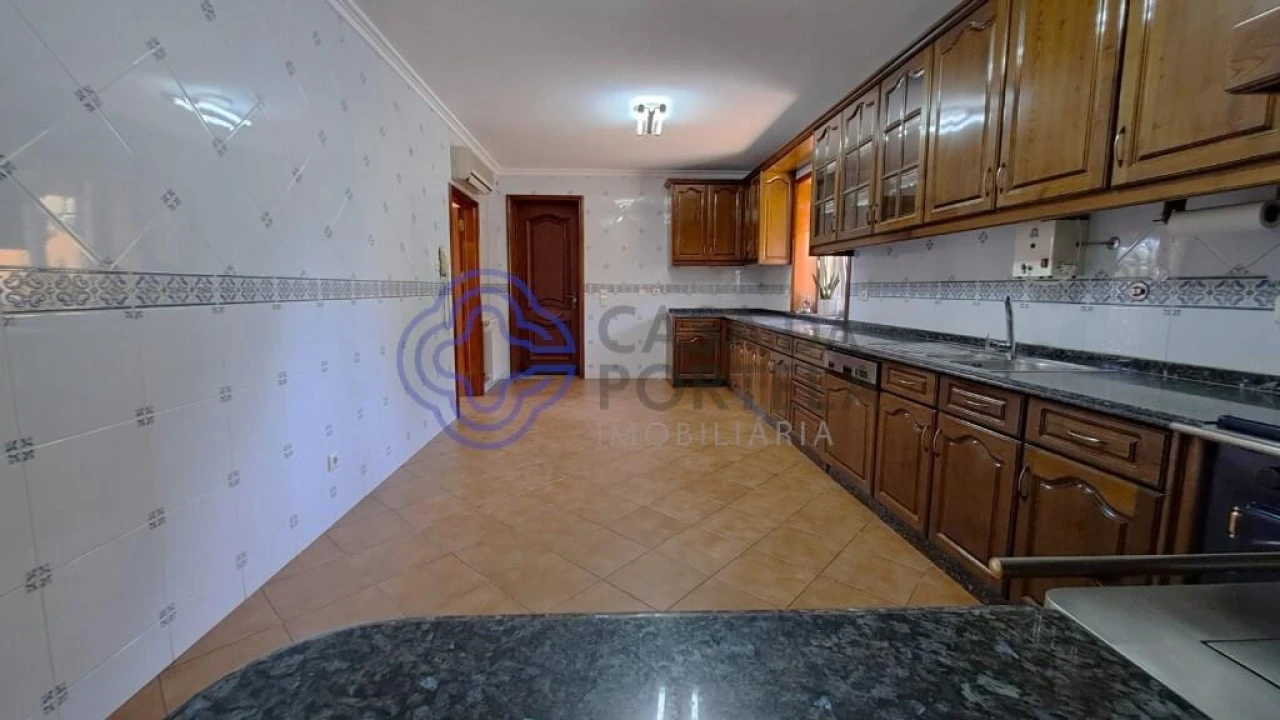 Moradia T4 para Venda em Gondomar (São Cosme), Valbom e Jovim Foto 2