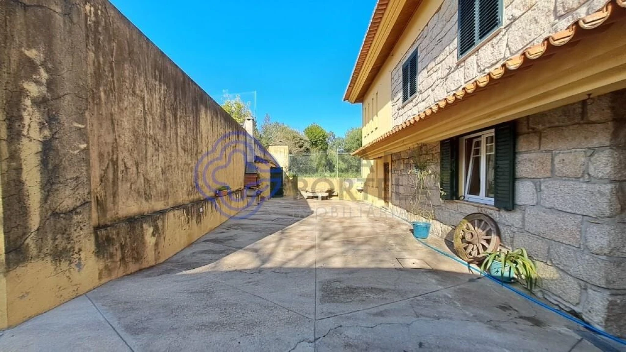 Moradia T4 para Venda em Gondomar (São Cosme), Valbom e Jovim Foto 36