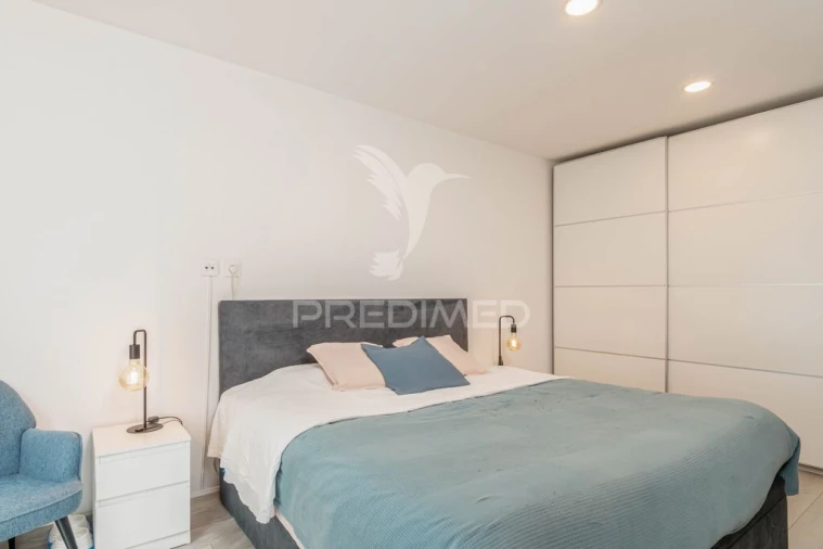 Apartamento T3 para Venda em Corroios Foto 17