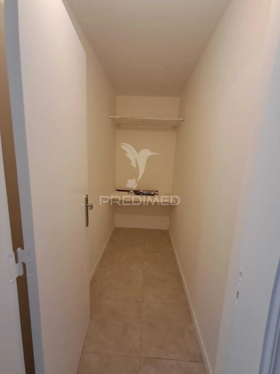 Apartamento T2 para Venda em Algueirão-Mem Martins Foto 10