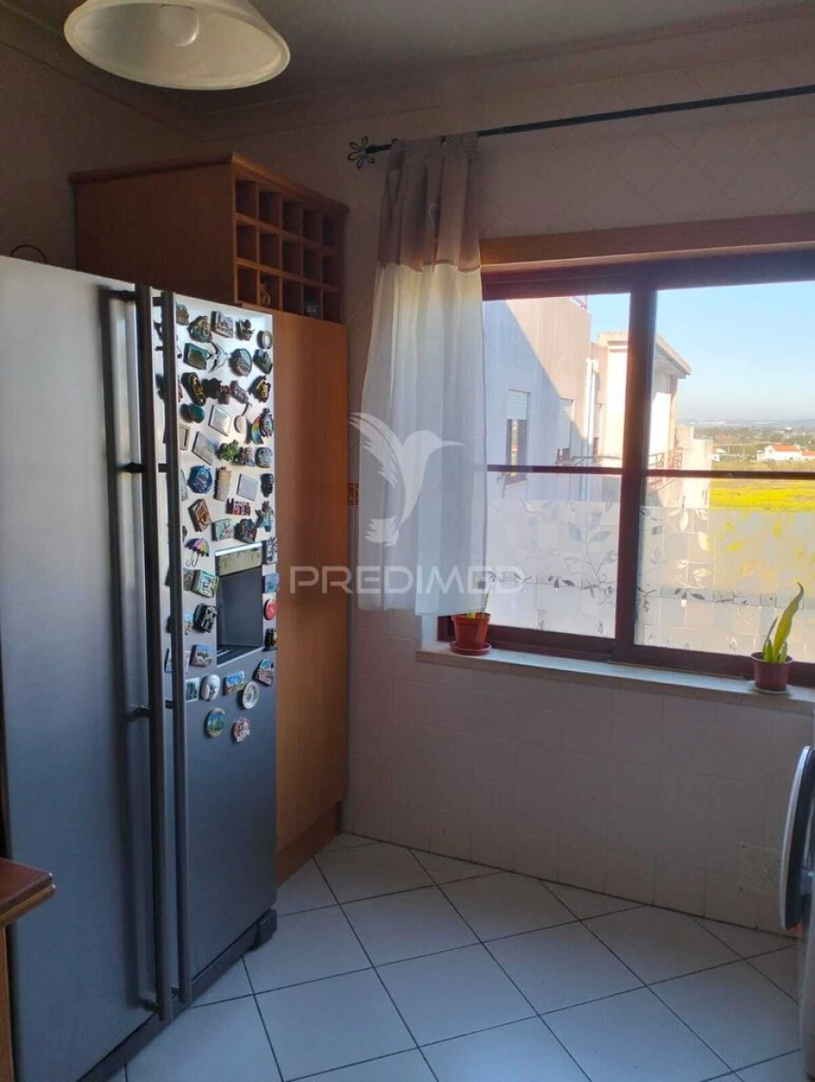 Apartamento T3 para Venda em Sines Foto 12