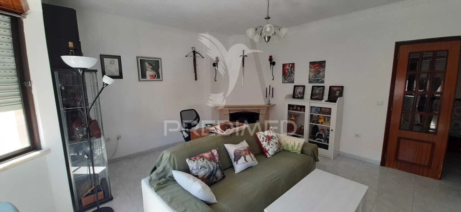 Apartamento T3 para Venda em Moita Foto 4