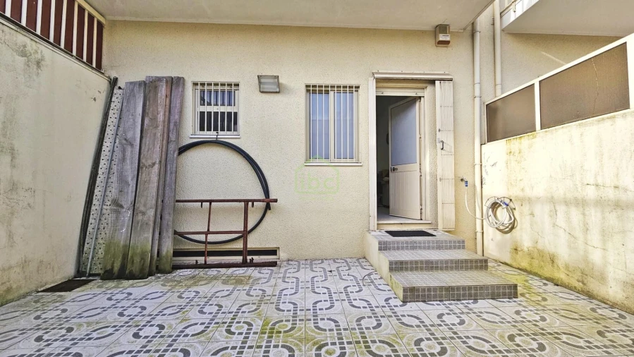 Loja para Venda em Aveleda Foto 21