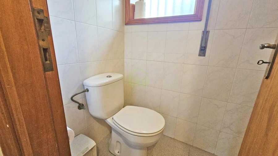 Loja para Venda em Aveleda Foto 16