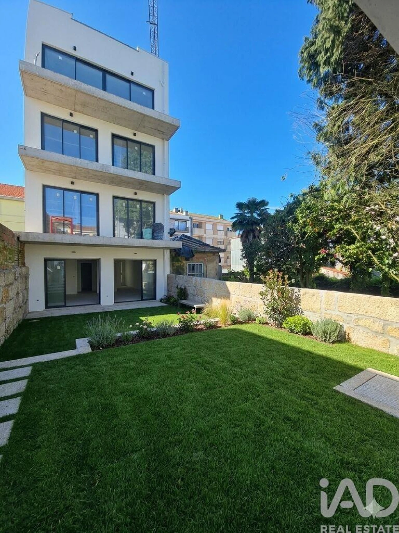 Apartamento T1 para Venda em Santa Marinha e São Pedro da Afurada Foto 1