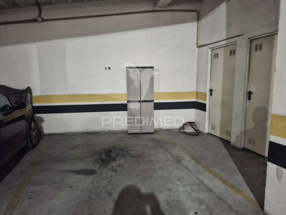 Apartamento T3 para Venda em Alcobaça e Vestiaria Foto 16