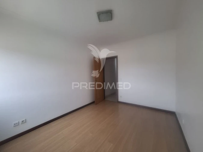 Apartamento T3 para Venda em Alcobaça e Vestiaria Foto 11