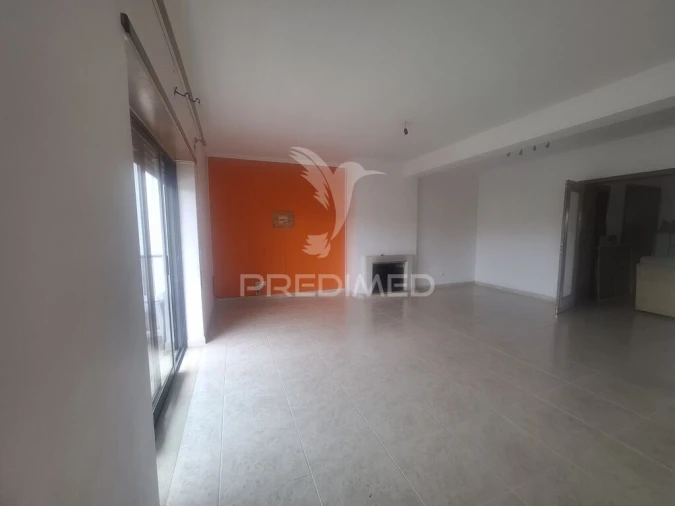 Apartamento T3 para Venda em Alcobaça e Vestiaria Foto 5