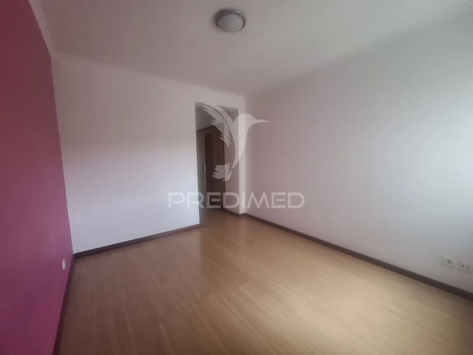 Apartamento T3 para Venda em Alcobaça e Vestiaria Foto 13