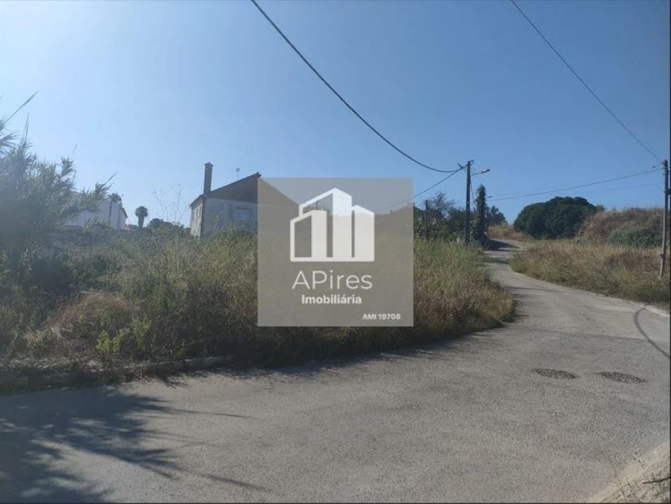 Terreno para Venda em Caparica e Trafaria Foto 9