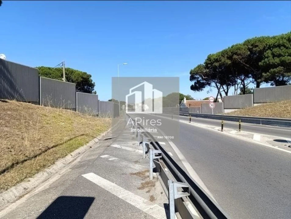 Terreno para Venda em Caparica e Trafaria Foto 16