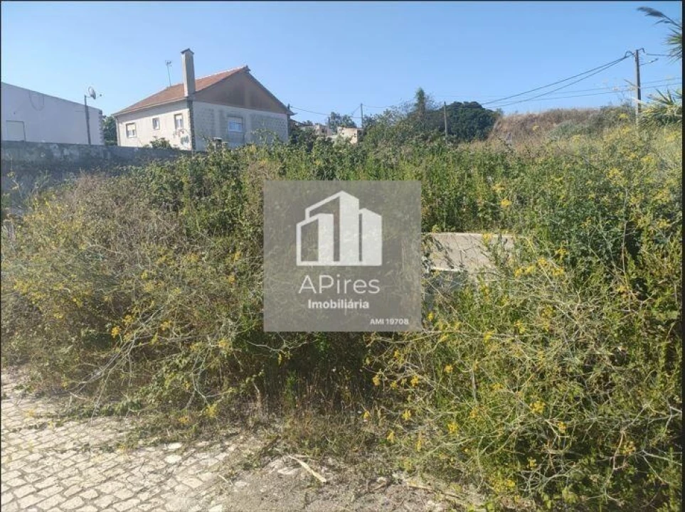 Terreno para Venda em Caparica e Trafaria Foto 1