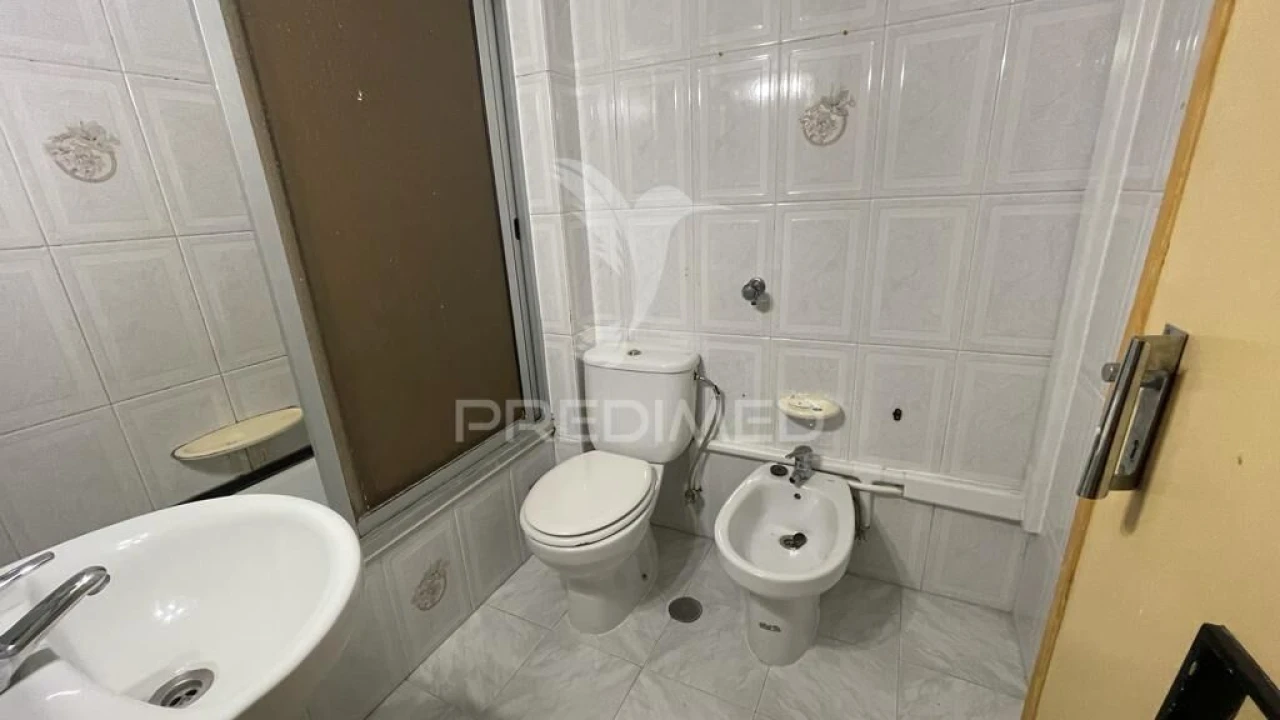 Apartamento T2 para Venda em Almada, Cova da Piedade, Pragal e Cacilhas Foto 6