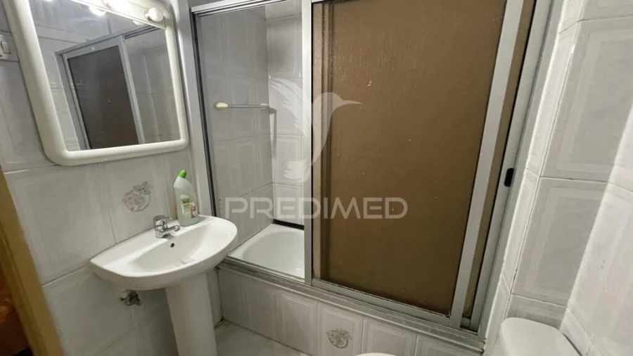 Apartamento T2 para Venda em Almada, Cova da Piedade, Pragal e Cacilhas Foto 5