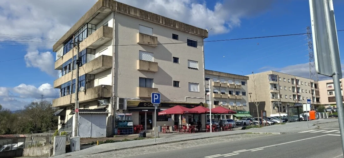 Apartamento T3 para Venda em Lago Foto 3