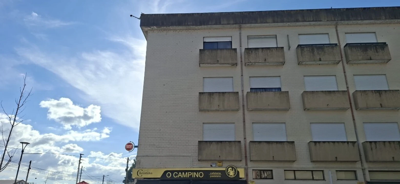 Apartamento T3 para Venda em Lago Foto 7