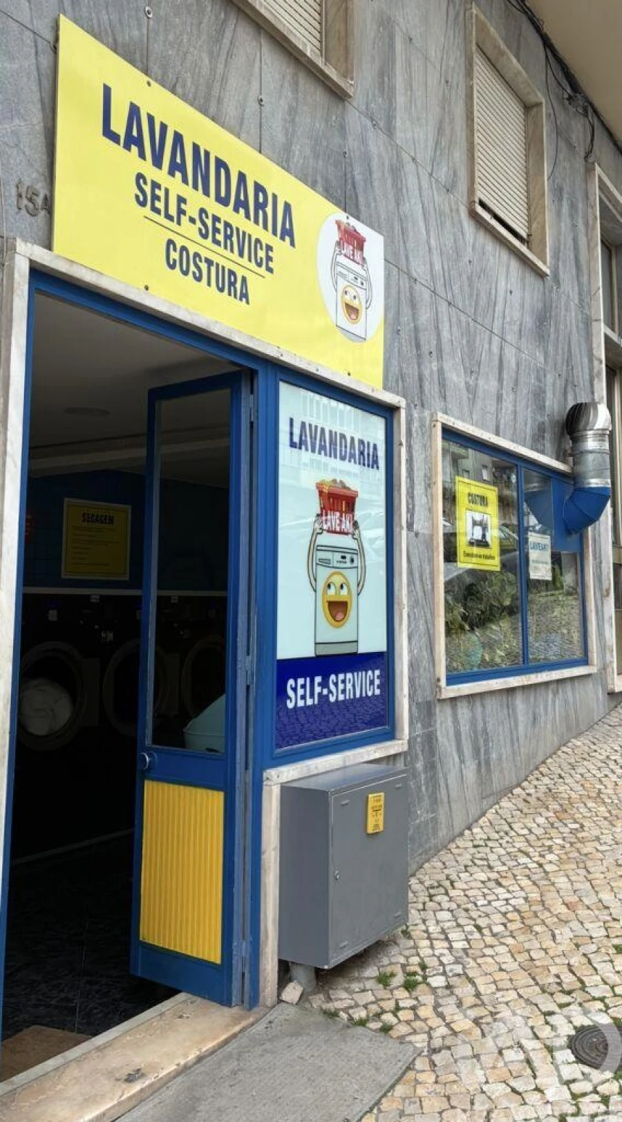 Loja para Venda em Alfragide Foto 6