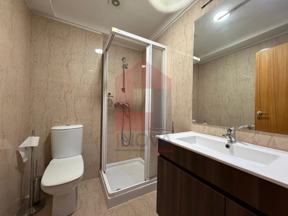 Apartamento T3 para Venda em Vila Verde e Barbudo Foto 15