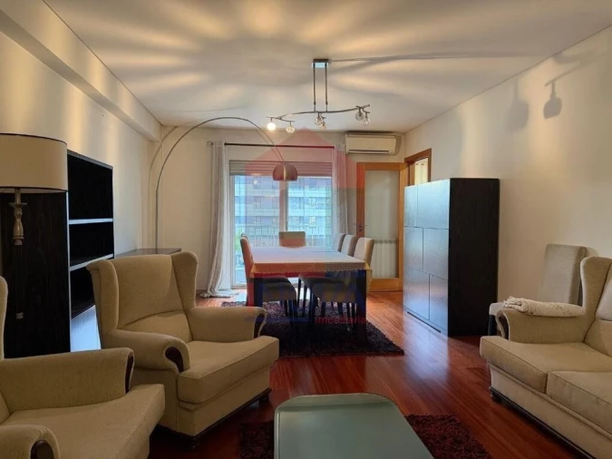 Apartamento T3 para Venda em Vila Verde e Barbudo Foto 7