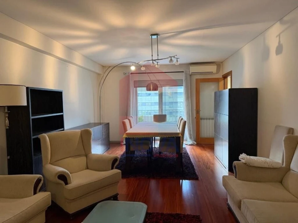 Apartamento T3 para Venda em Vila Verde e Barbudo Foto 10