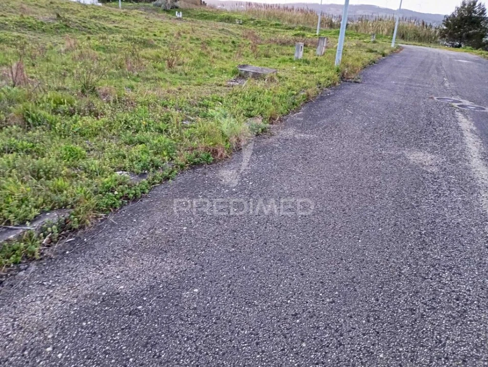 Terreno para Venda em Aldeia Galega da Merceana e Aldeia Gavinha Foto 3