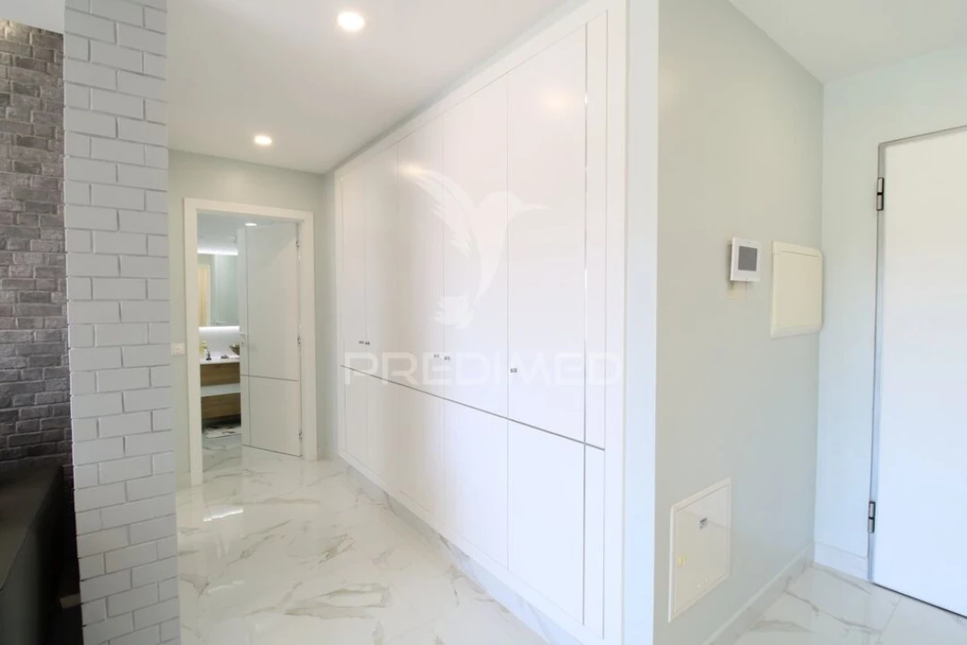 Apartamento T1 para Venda em Portimão Foto 7