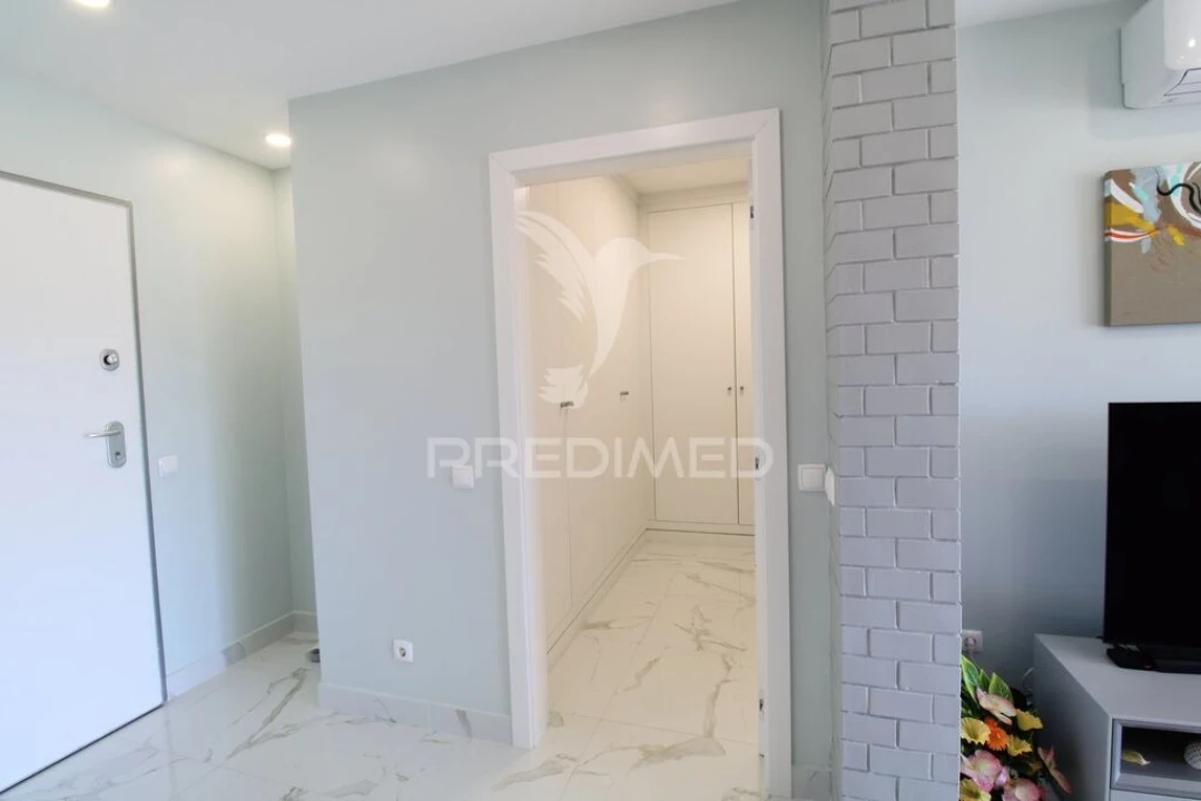 Apartamento T1 para Venda em Portimão Foto 6