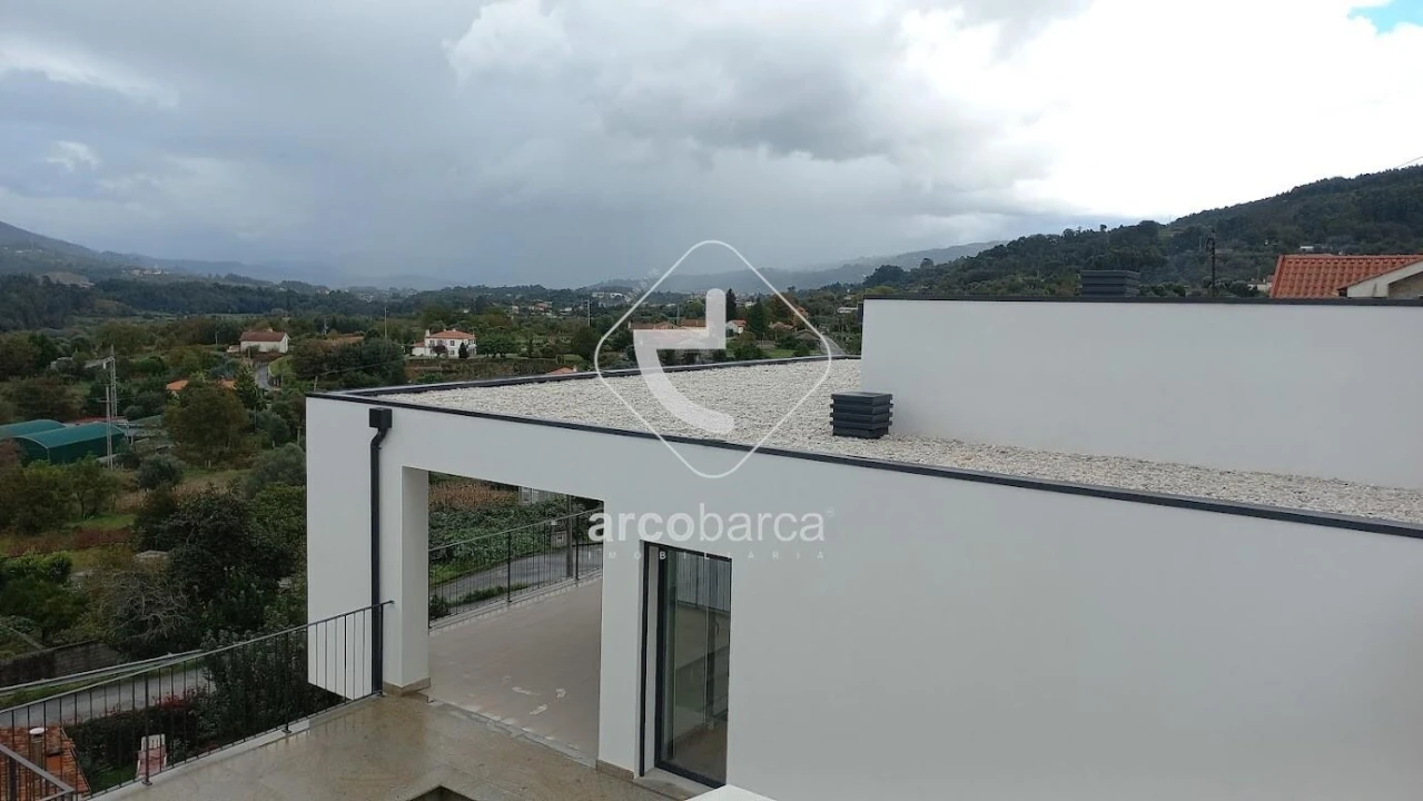 Moradia T3 para Venda em Ribeira Foto 30