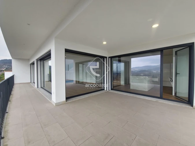 Moradia T3 para Venda em Ribeira Foto 21