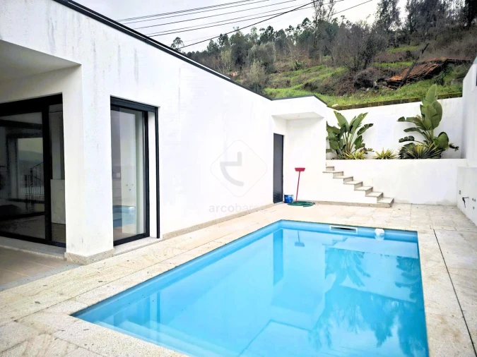 Moradia T3 para Venda em Ribeira Foto 23