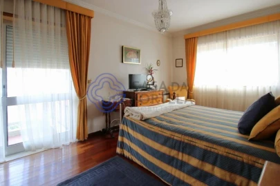 Apartamento T4 para Venda em Paranhos