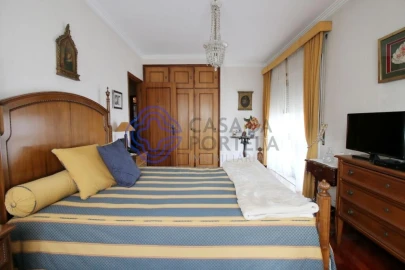 Apartamento T4 para Venda em Paranhos