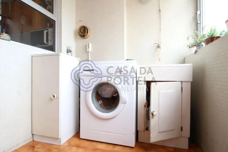 Apartamento T4 para Venda em Paranhos Foto 19