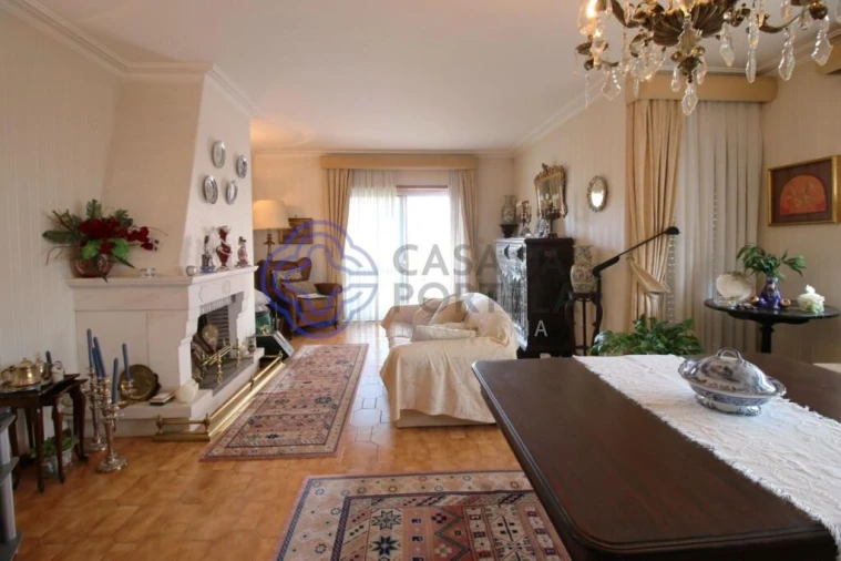 Apartamento T4 para Venda em Paranhos Foto 12