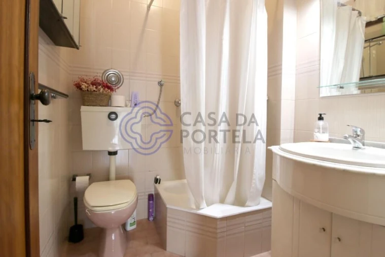 Apartamento T4 para Venda em Paranhos Foto 36