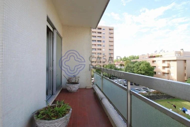 Apartamento T4 para Venda em Paranhos Foto 15