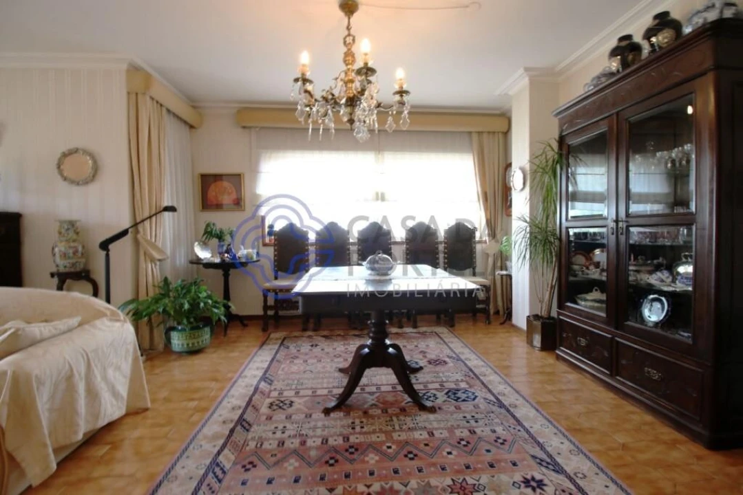 Apartamento T4 para Venda em Paranhos Foto 8