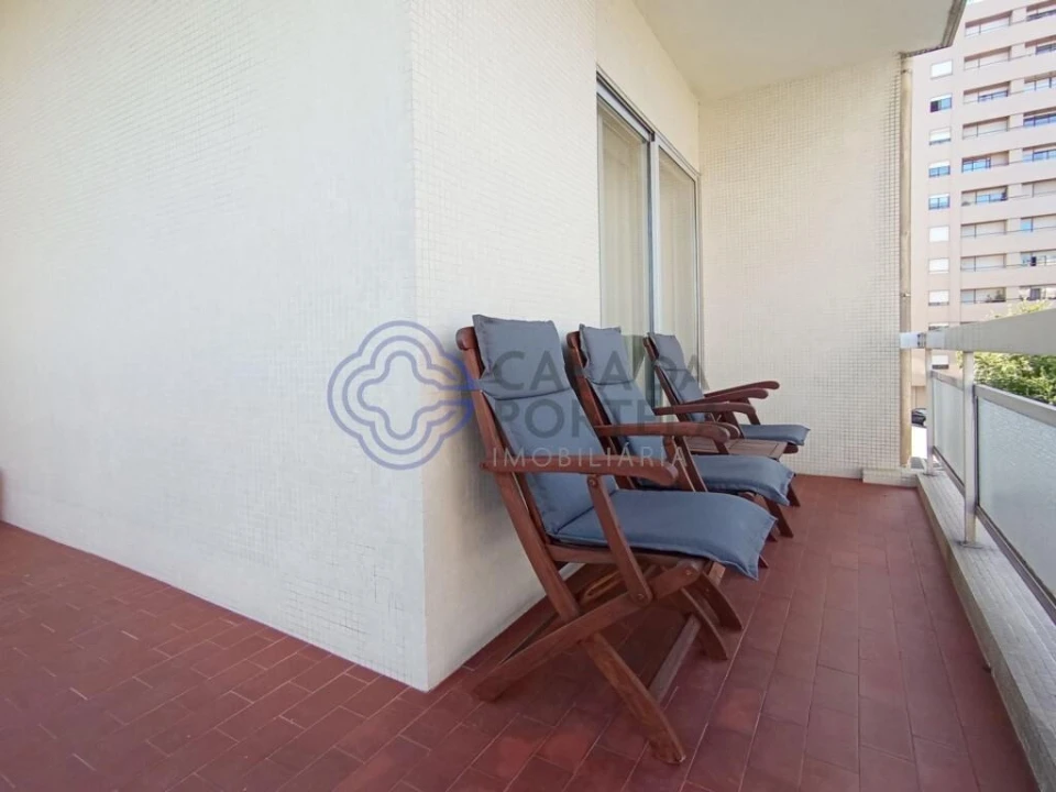 Apartamento T4 para Venda em Paranhos Foto 14