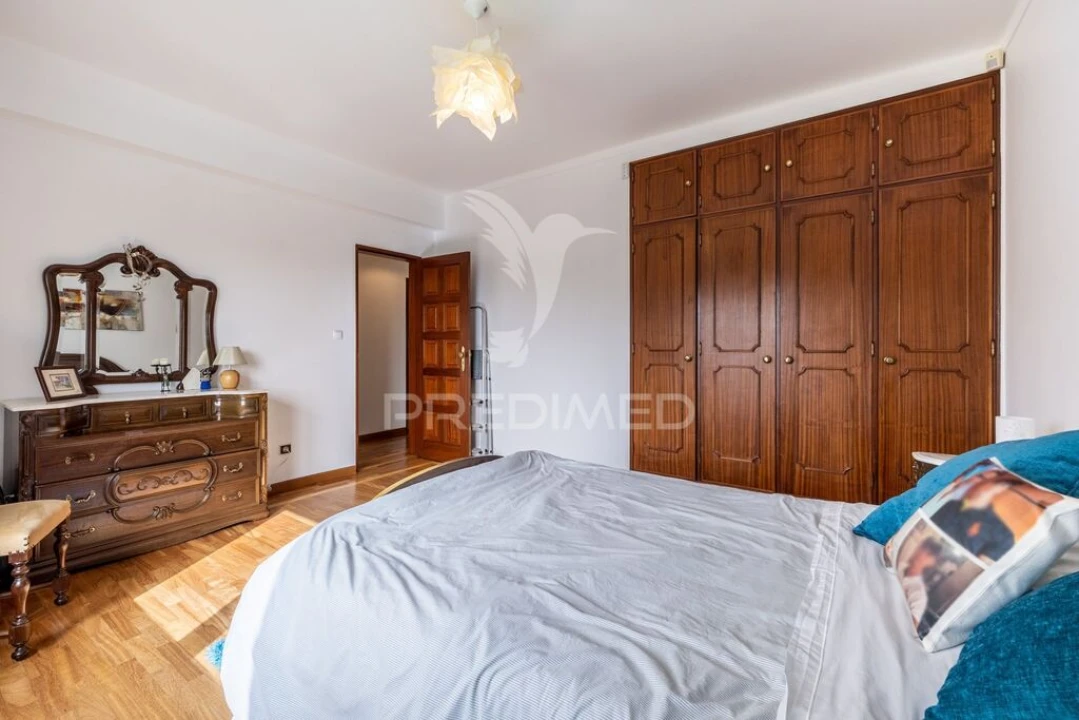 Moradia T3 para Venda em Cela Foto 19