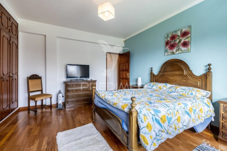 Moradia T3 para Venda em Cela Foto 15