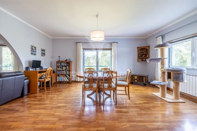 Moradia T3 para Venda em Cela Foto 10